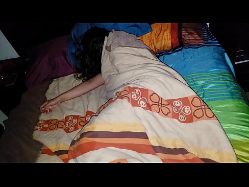 ❤️ Kasupoeg sõimab oma noort kasuema, kui ta magab. ❤️❌ Koduporno at et.pornohdmega.ru ❤